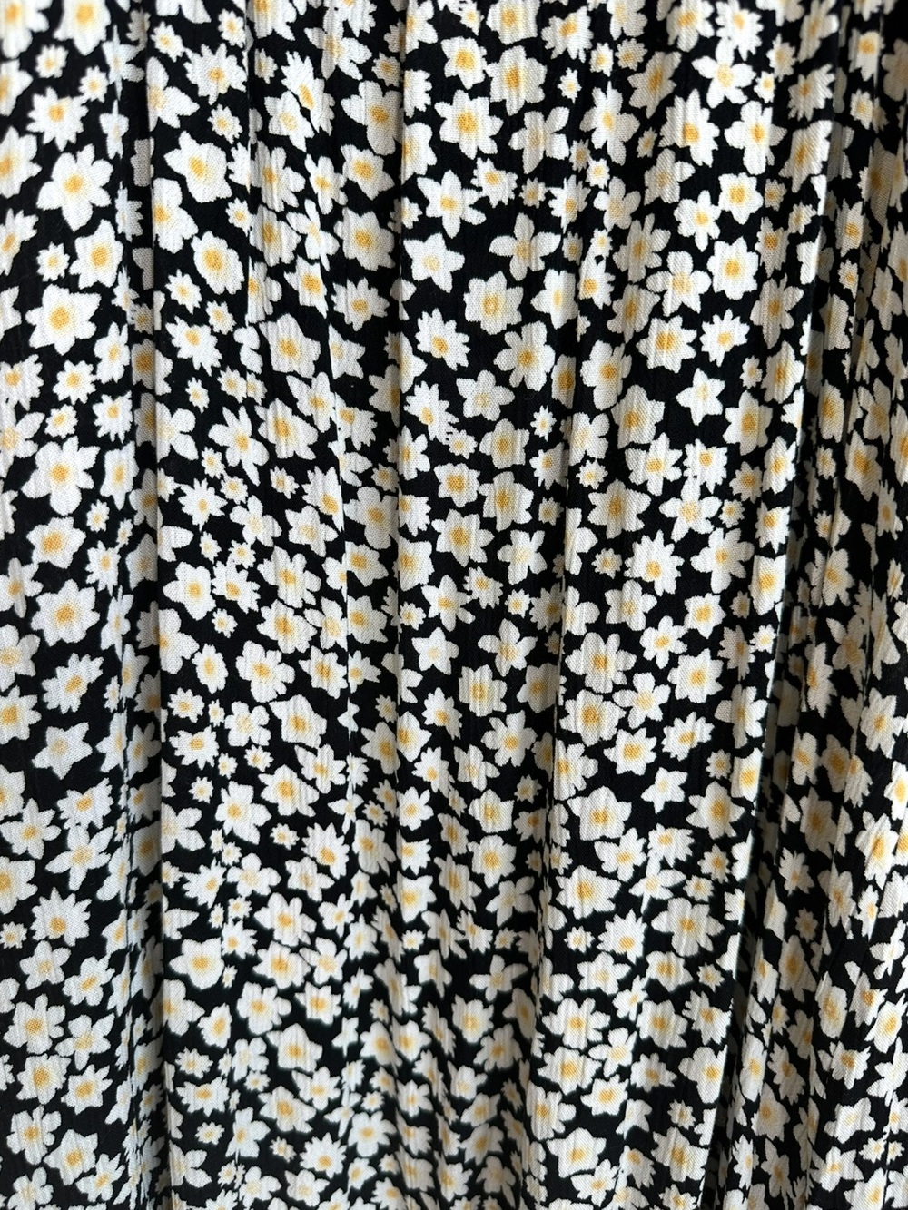 NWT Billabong Funshine Floral Print Slip Dress in Black Pebble Size Medium - Picture 2 of 16